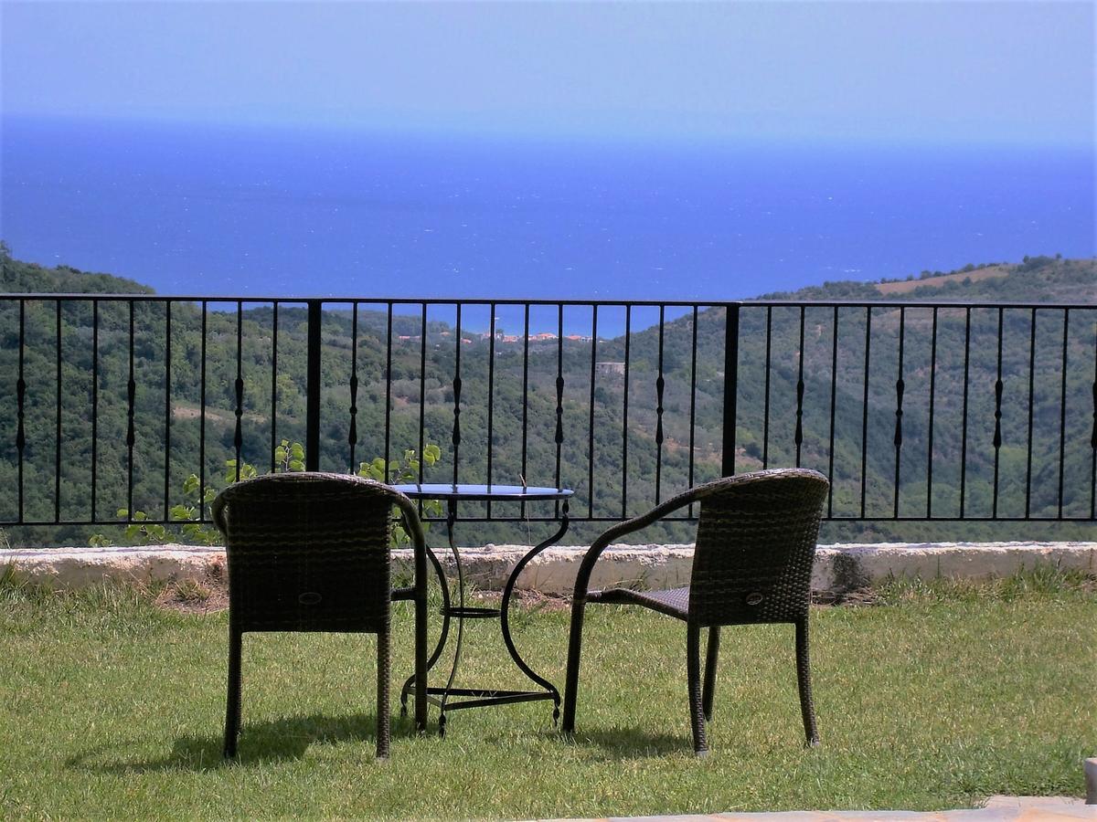 Guesthouse Amanitis Caesarea Skíti Buitenkant foto